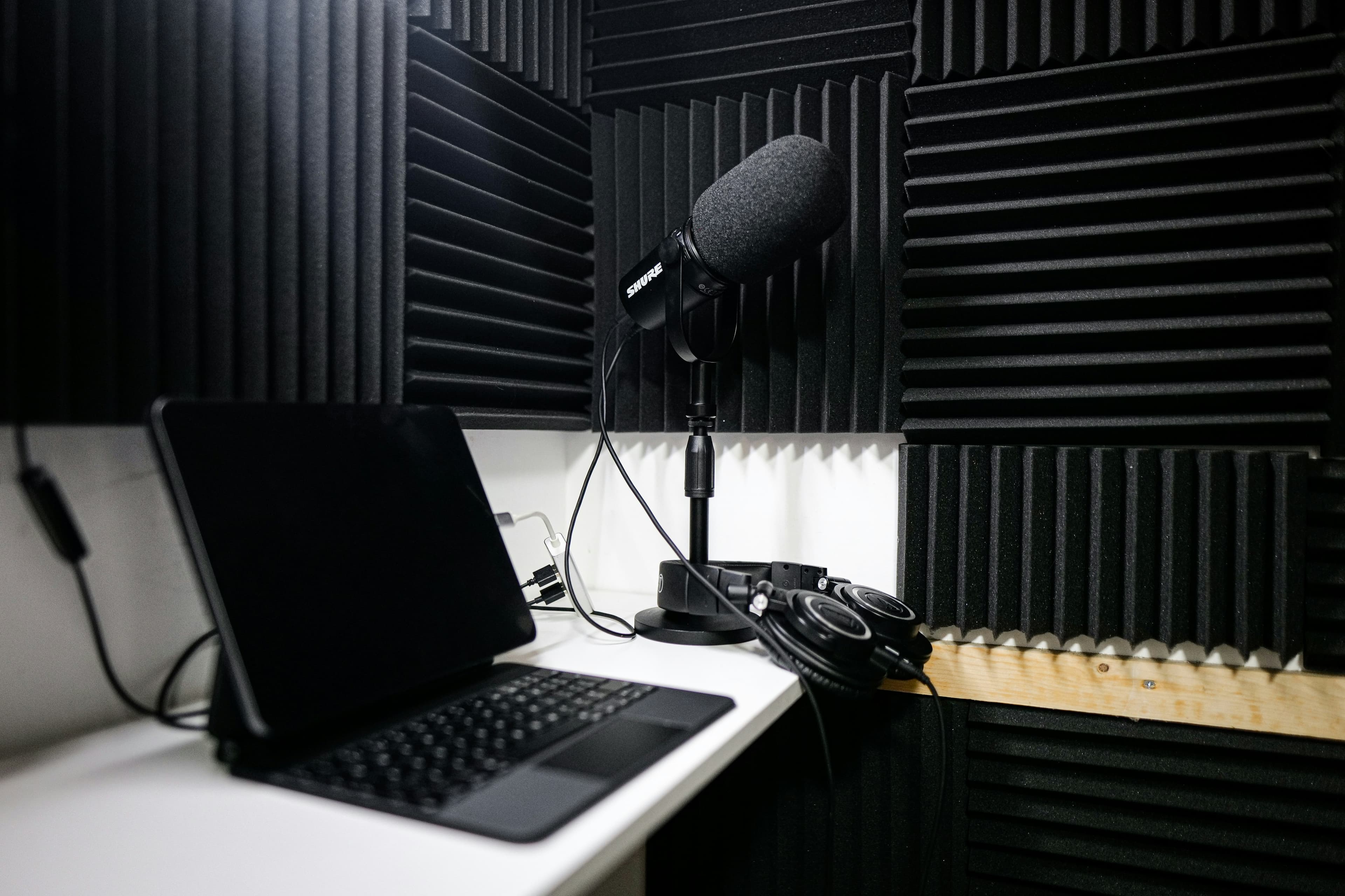 Podcast Recording Studio in Chennai: A Creator's Booking Guide (2026)